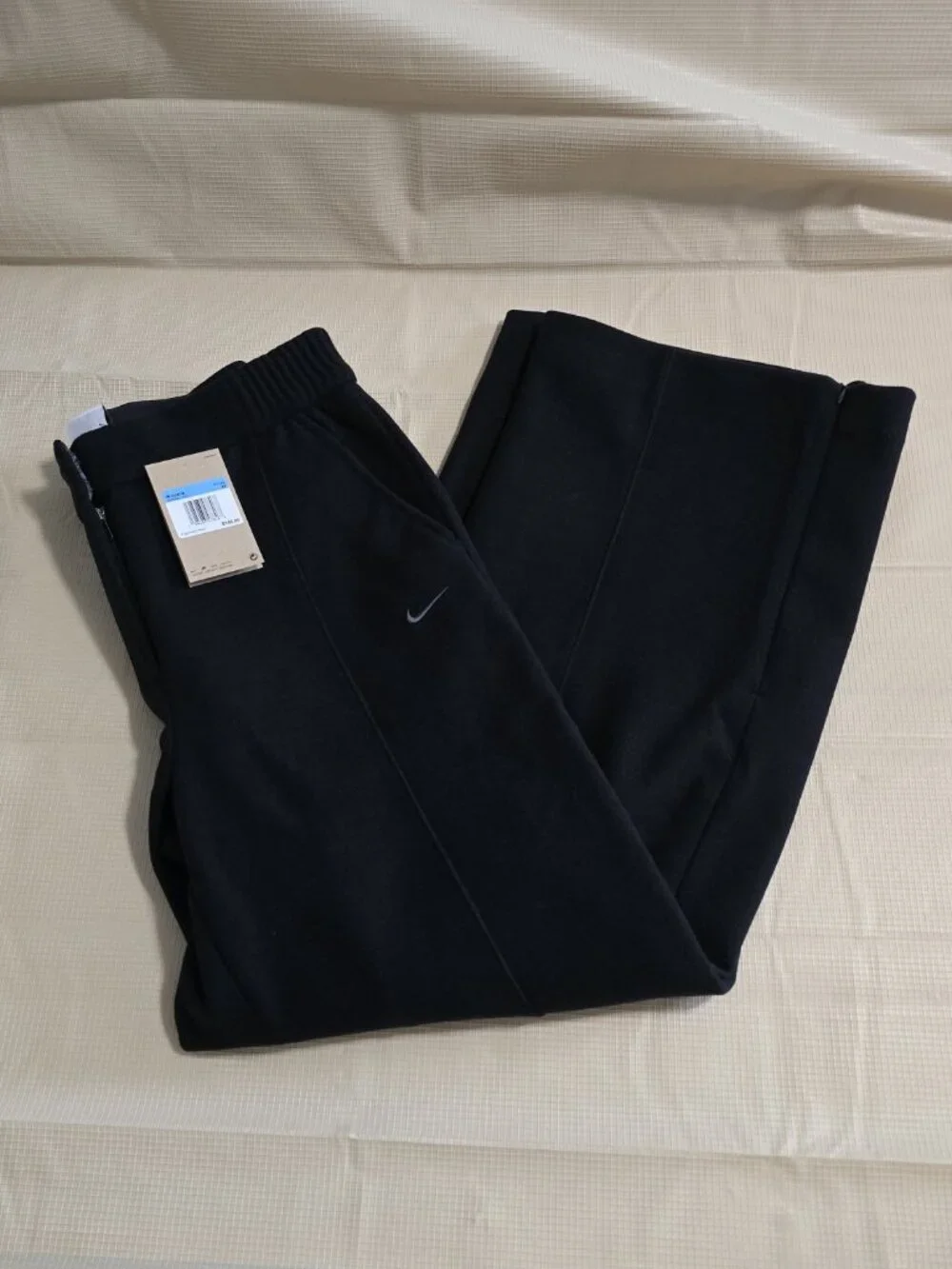 Nike WMNS Sportswear Tailored Trouser Pants HV5141-010 Sz Medium Black